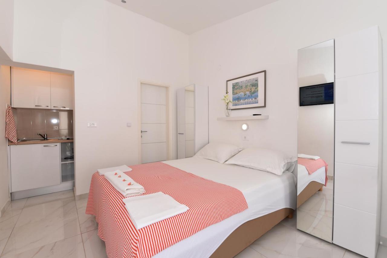 Makarska Sea View Rooms Ngoại thất bức ảnh