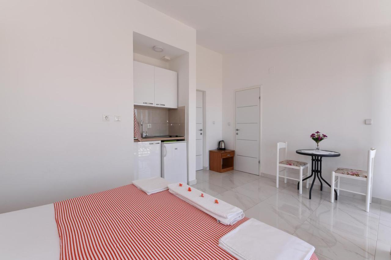 Makarska Sea View Rooms Ngoại thất bức ảnh