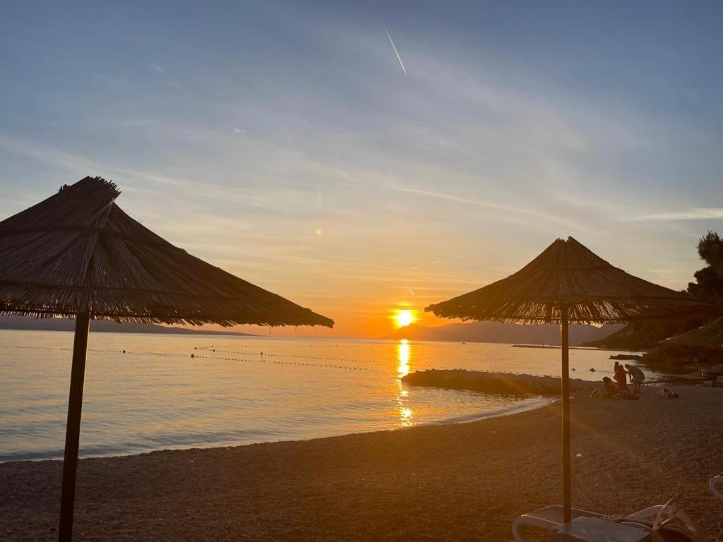 Makarska Sea View Rooms Ngoại thất bức ảnh