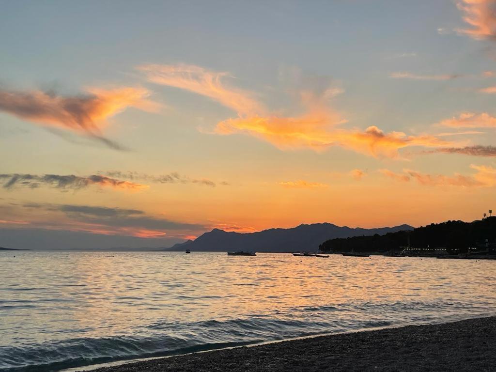 Makarska Sea View Rooms Ngoại thất bức ảnh
